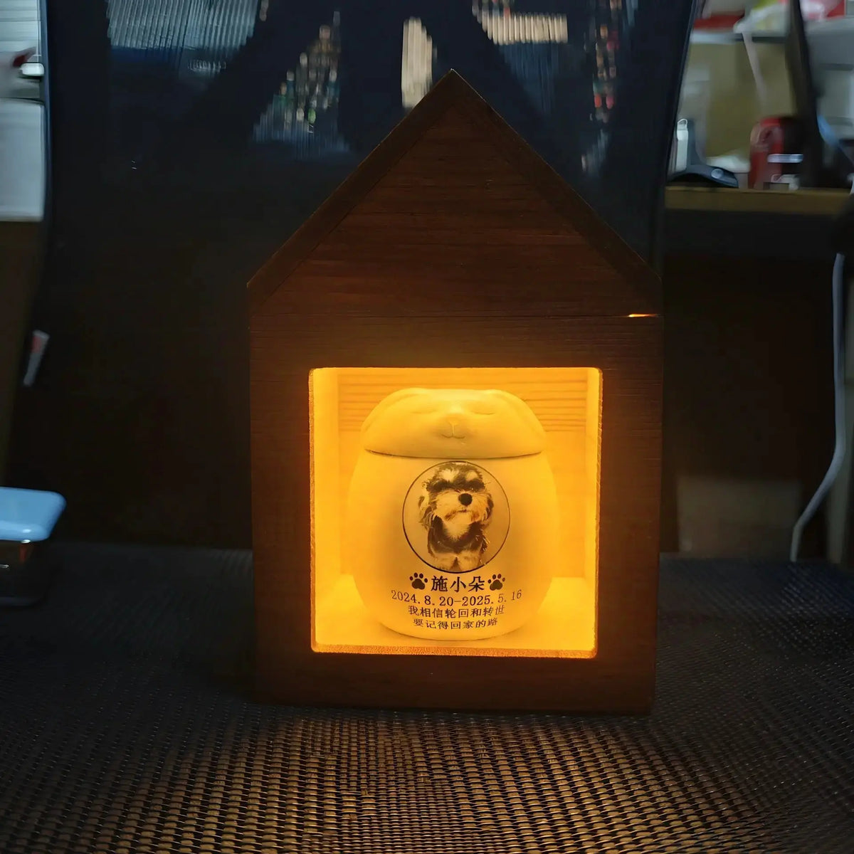 Personalized Pet Memorial Urn for Dogs and Cats with Photo by TED