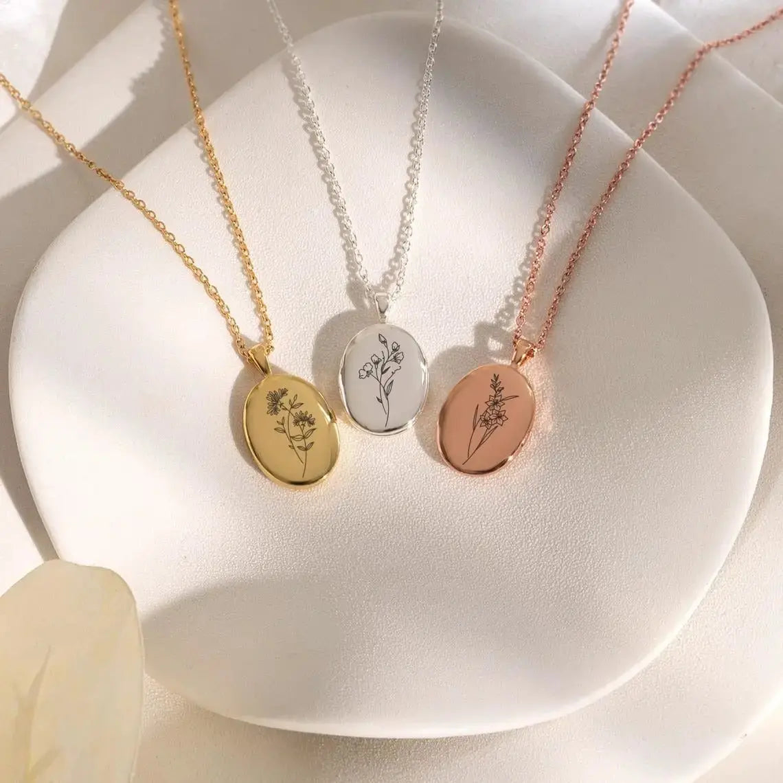 Personalized Memorial Photo Pendant Necklace | Custom Remembrance Picture Jewelry by TED