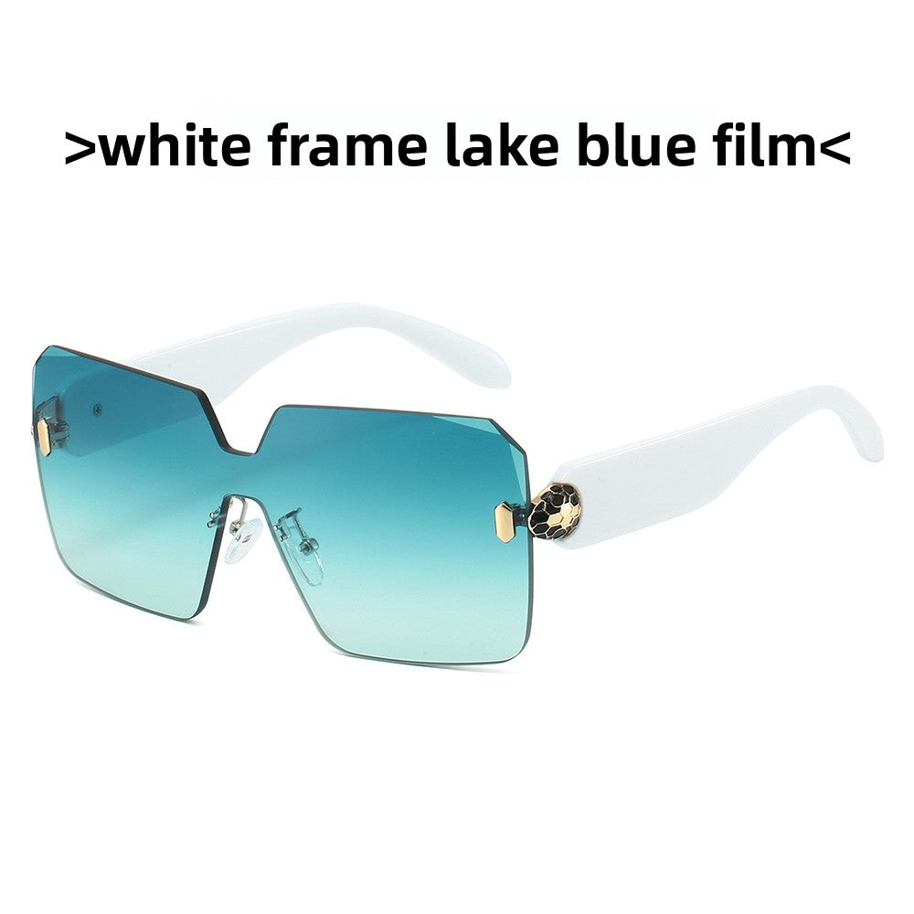 Stylish Women's Designer Sunglasses with UV400 Protection - Cherished Harbor Gifts