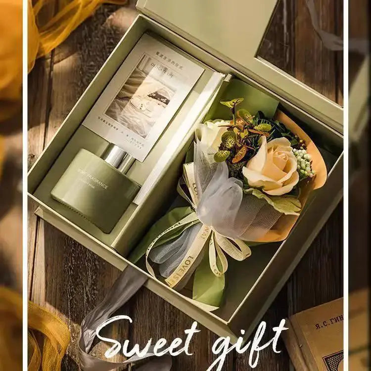 Aromatherapy Gift Box - Flameless Floral Fragrance Set by TED