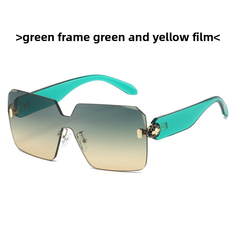 Stylish Women's Designer Sunglasses with UV400 Protection - Cherished Harbor Gifts