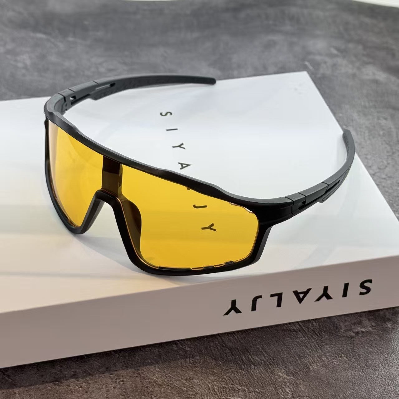 Photochromic Cycling Sunglasses for Ultimate Adventure - Cherished Harbor Gifts