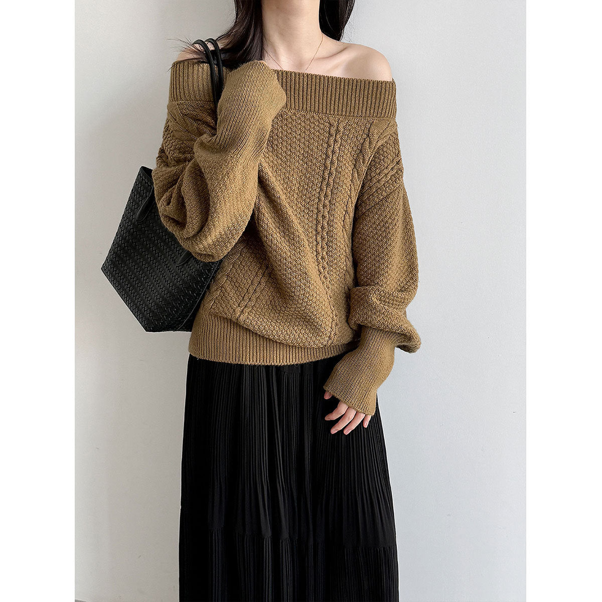 Cozy Chunky Knit Sweater Women for Fall and Winter Style - Cherished Harbor Gifts