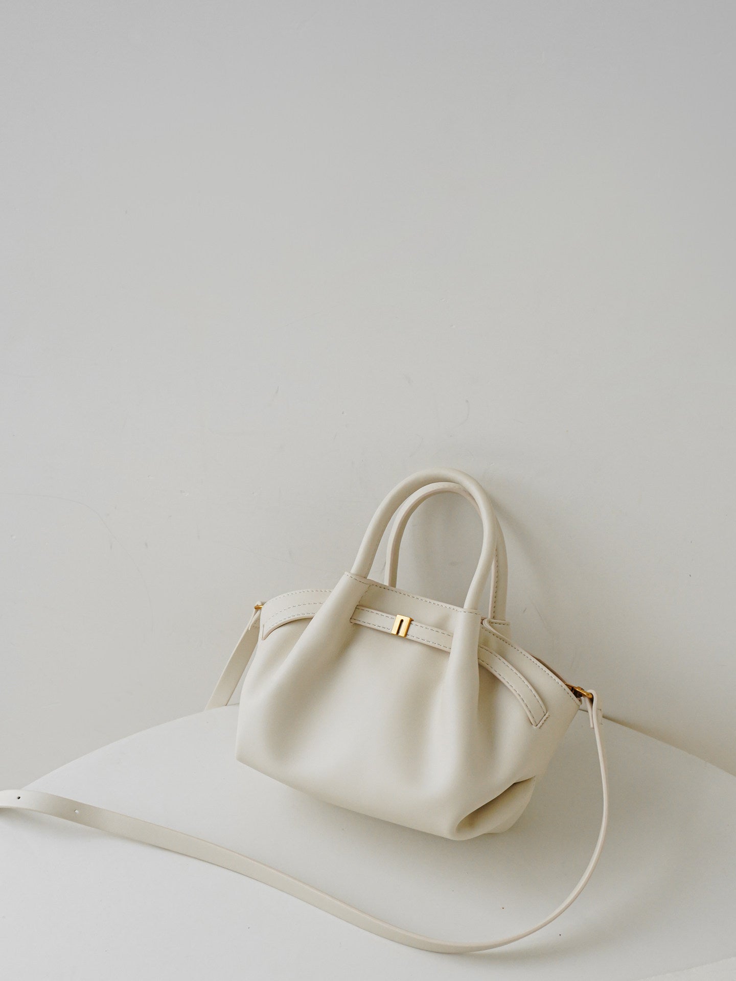 Stylish Fashion Handbag for Women - Perfect Everyday Use - Cherished Harbor Gifts