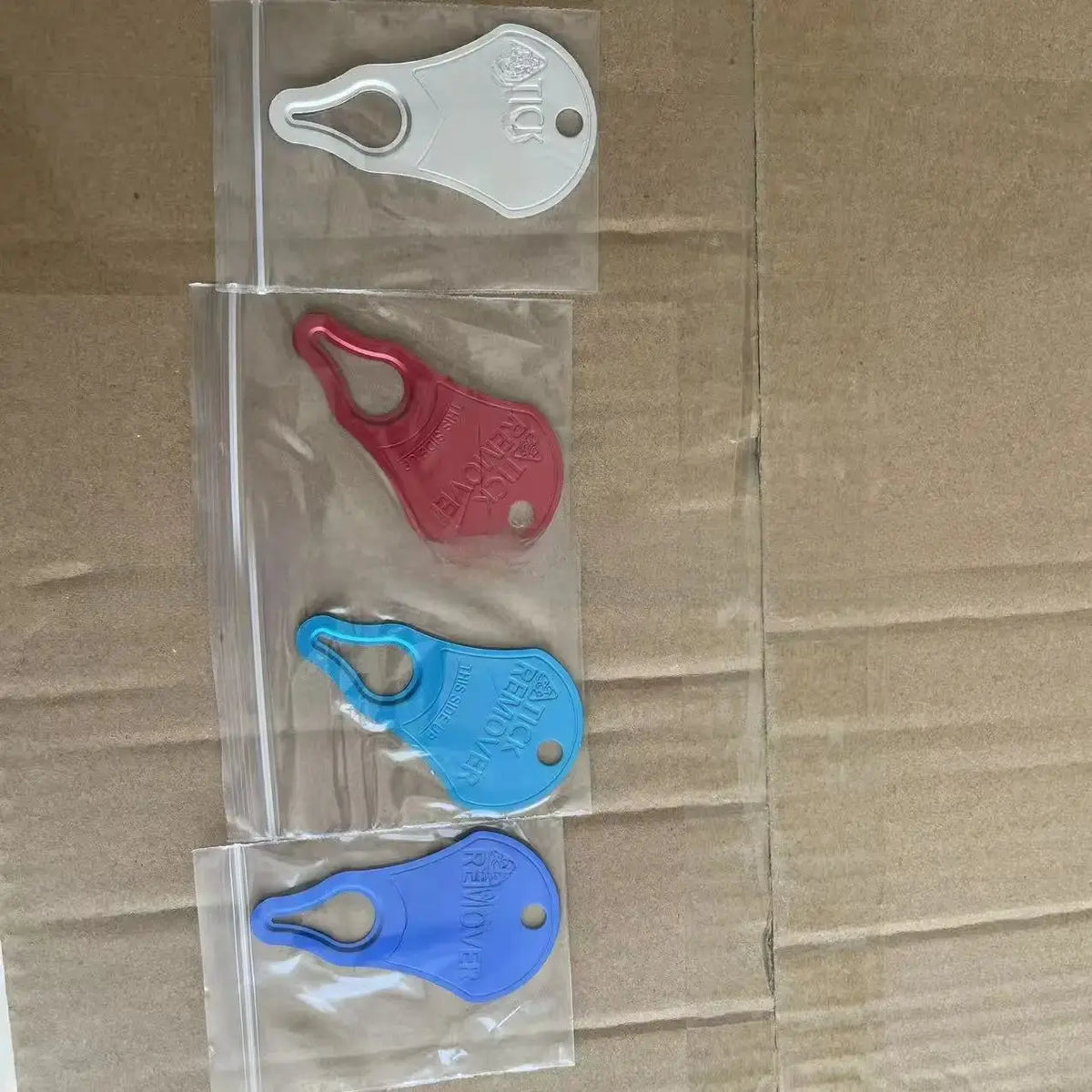 Manual Tick Remover Tool for Effective Pet Grooming by TED