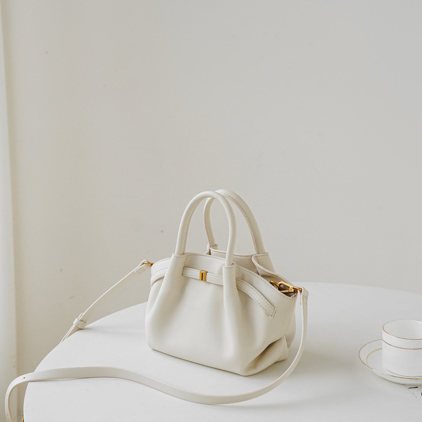Stylish Fashion Handbag for Women - Perfect Everyday Use - Cherished Harbor Gifts