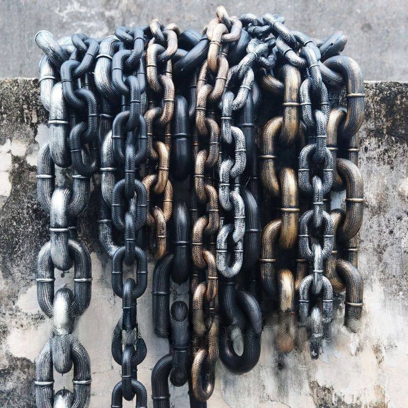 Realistic Halloween Plastic Decorative Chain Prop - Cherished Harbor Gifts